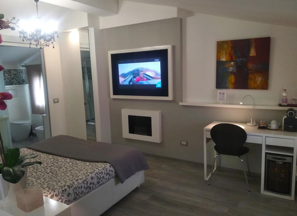 H5-5H Luxury Room 马拉内罗 外观 照片